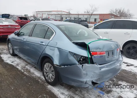 2011 Honda Accord 2.4 Lx z USA, uszkodzony, nr VIN 1HGCP2F32BA146128